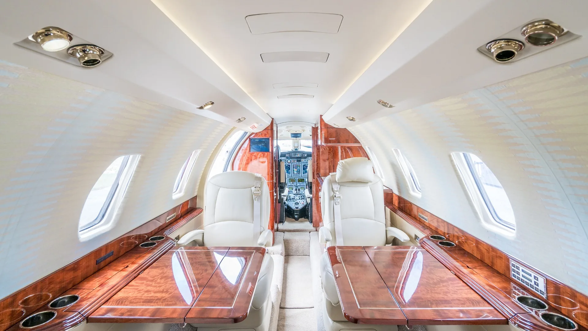 Citation X N425KN photo 3