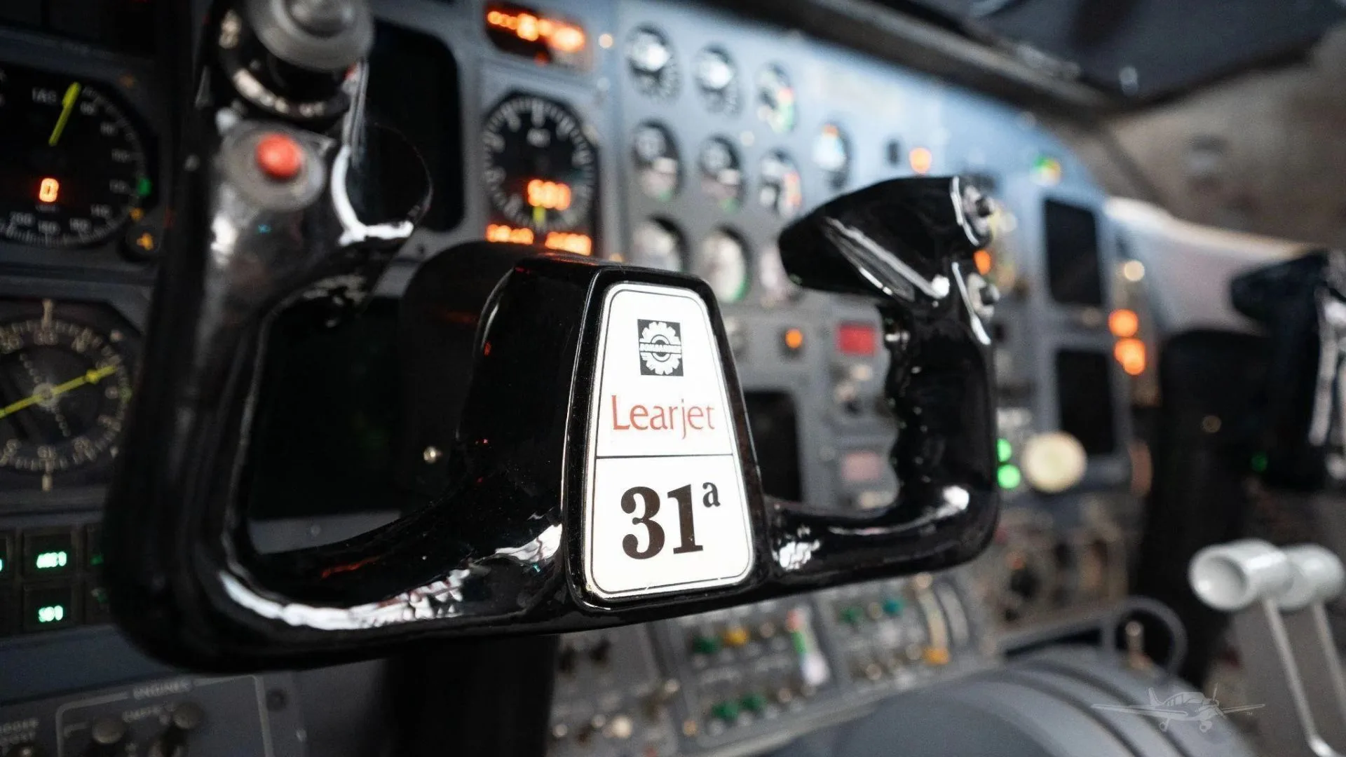 Learjet 31A N511KD photo 3