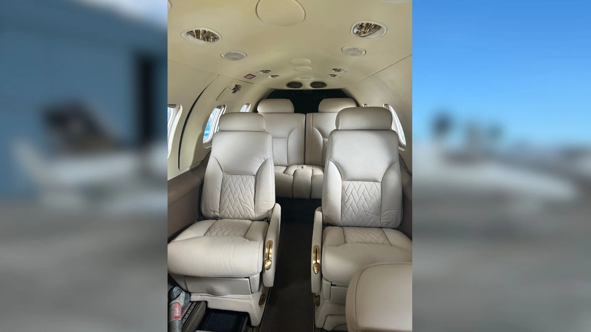 Learjet 31A interior