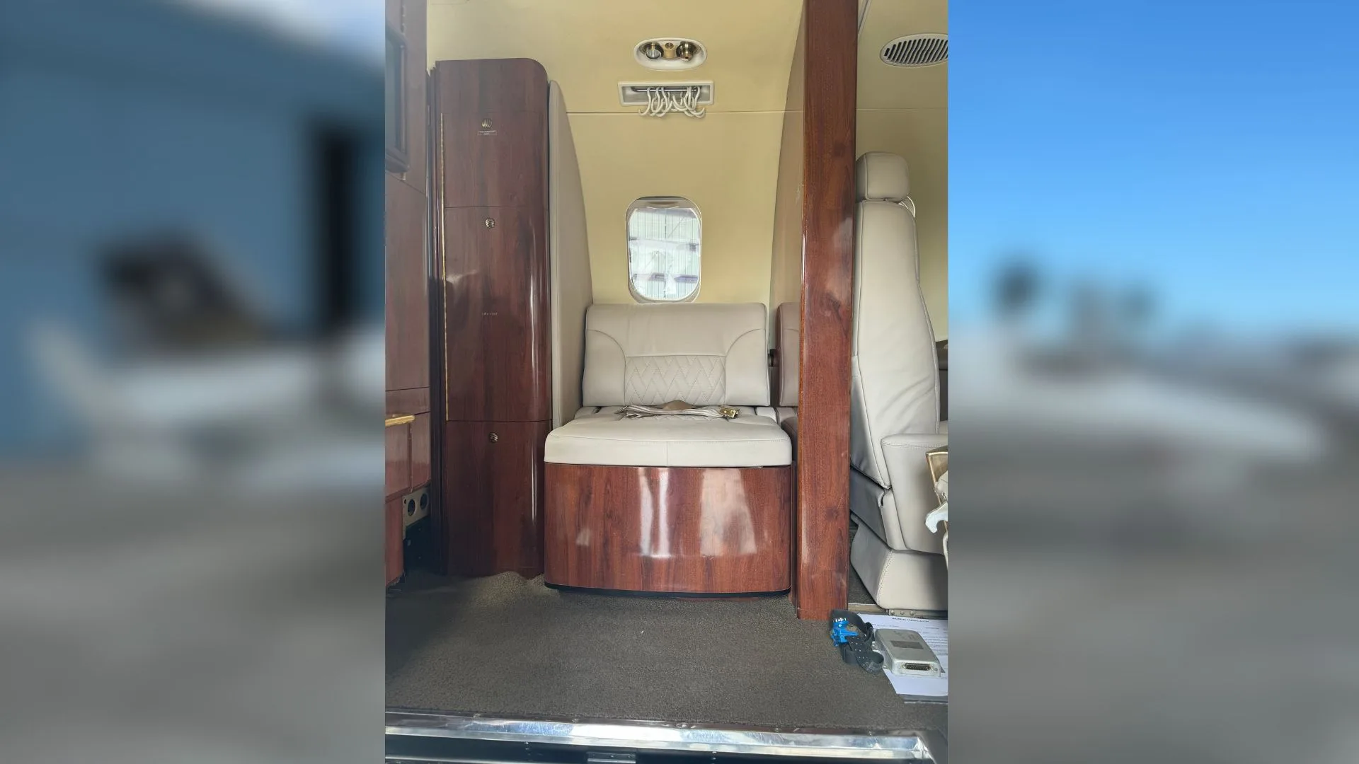 Learjet 31A lavatory