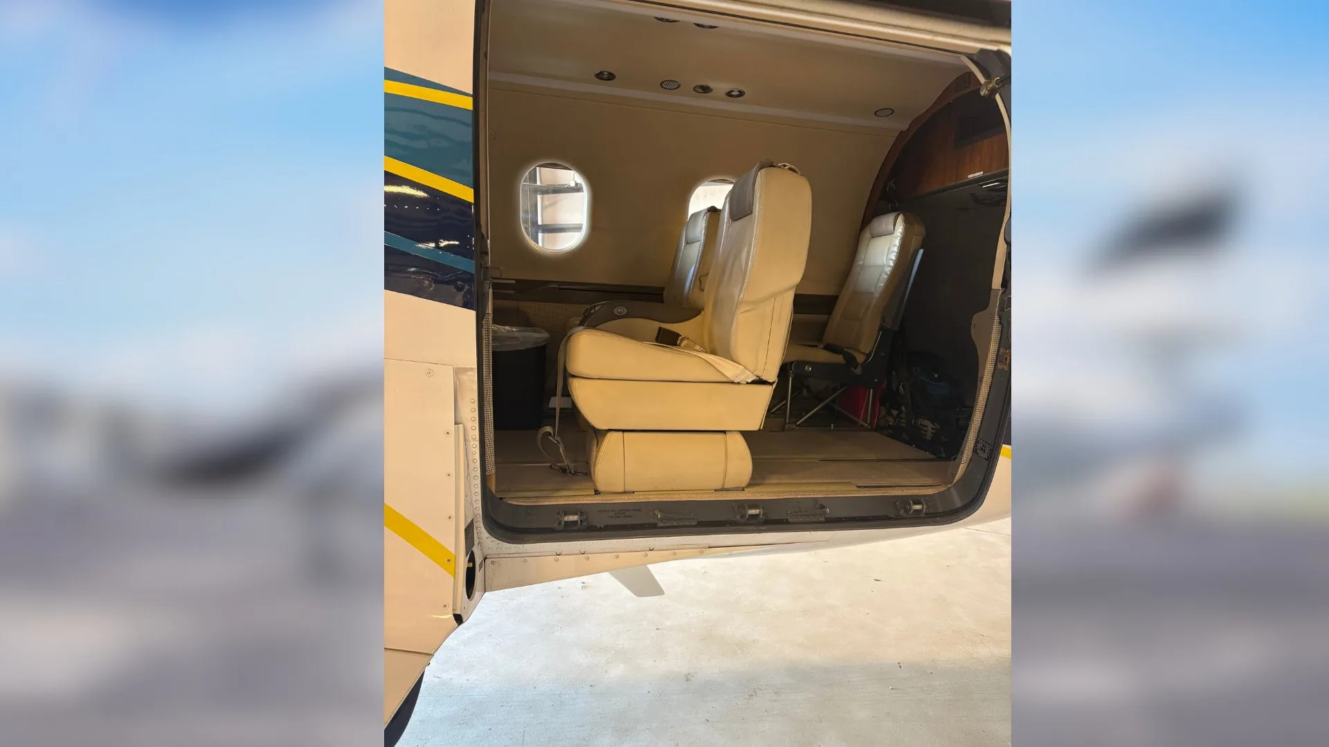 PC-12 NG cargo door